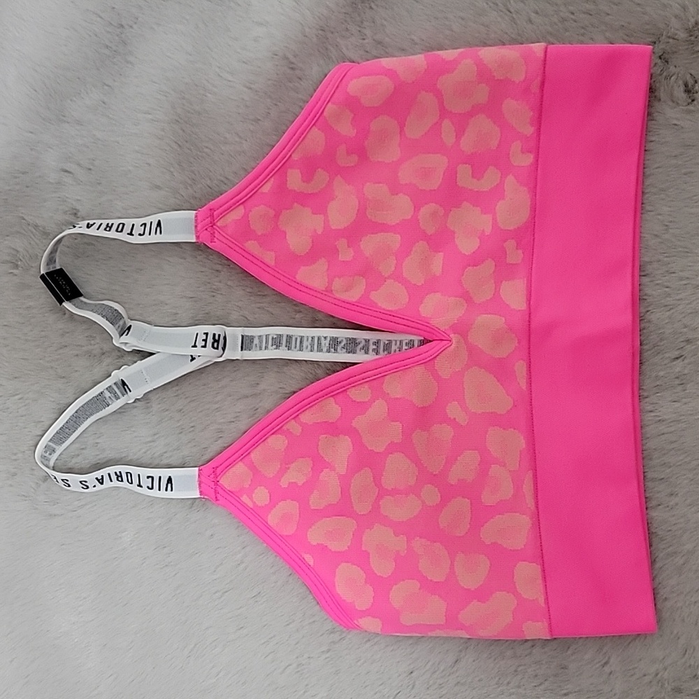 NWT Victoria's Secret hot pink cheetah lounge bra size M - Picture 1 of 5